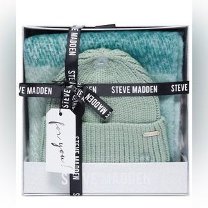 Brushed Beanie & Scarf Boxed Gift Set